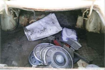 Super Bee Junk In The Trunk.jpg Super Bee Junk In The Trunk.jpg