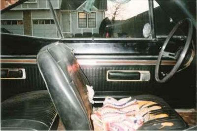 Super Bee Drvr Int.jpg Super Bee Drvr Int.jpg