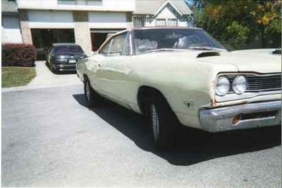 Super Bee Psgr Front.jpg Super Bee Psgr Front.jpg