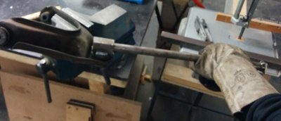 upper-controll-arm-remove_3.jpg