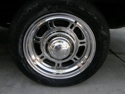 new wheels 001.JPG
