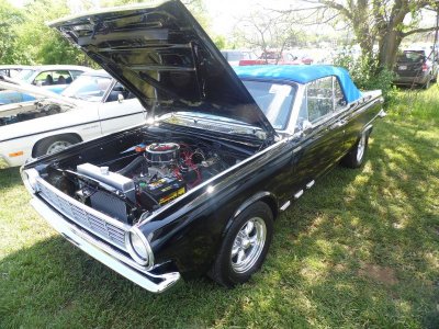 mopar show 018.jpg