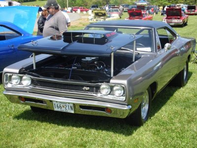 mopar show 026.jpg
