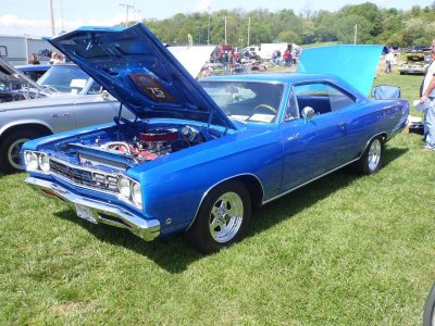 mopar show 029.jpg