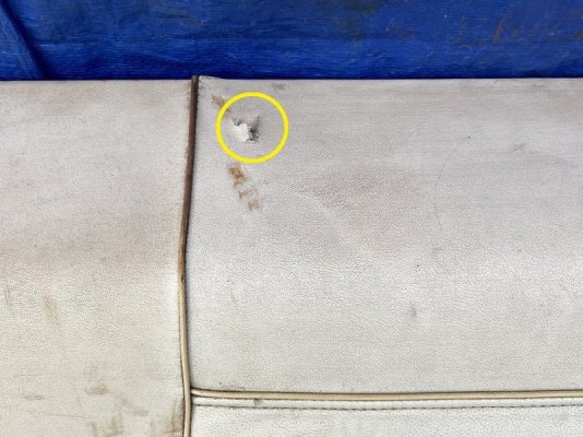 71-74_B-body_RearSeat-1c.JPG 71-74_B-body_RearSeat-1c.JPG