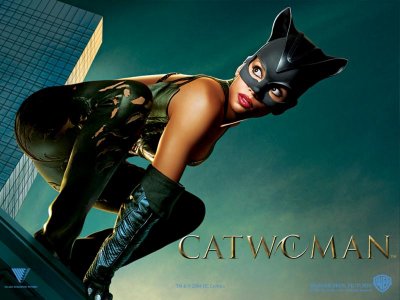 Halle-Berry-Catwoman-3.jpg