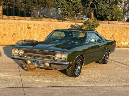 1970-mopar-muscle-all-original-plymouth-gtx-is-clean-as-a-whistle-costs-a-pretty-penny-221463_1.jpg