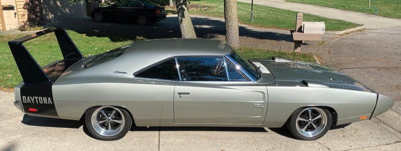 1 of 3 silver metallic 69 dodge charger daytona 1.jpg
