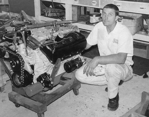 001aa Maurice Petty with a NASCAR Hemi.jpg