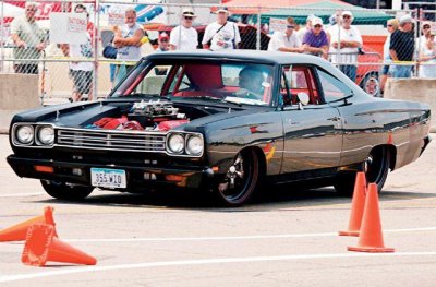 69 Roadrunner Pro-Touring #5 Six Pack Hemi RoadKill.jpg