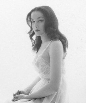 600full-julie-newmar.jpg