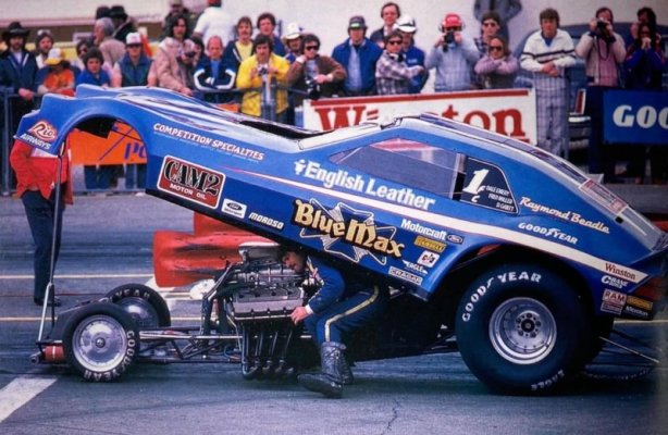 0 Raymond Beadle & the Blue Max.jpg