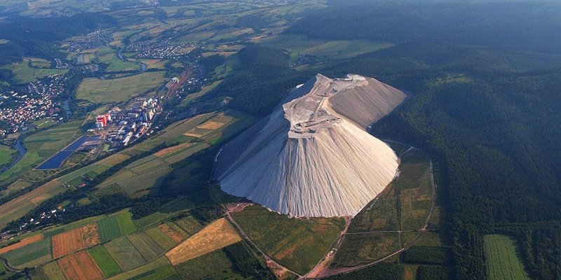monte-kali-bei-heringen-im-werratal-luftbild-.jpg