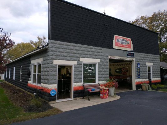0000000 3g0h Randy Hartman's Garage 2023.jpg