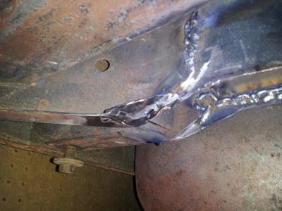 sm_rearsrwelding4.jpg sm_rearsrwelding4.jpg