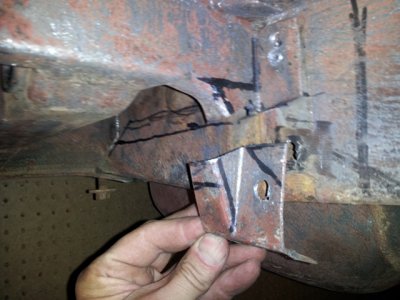 sm_rearsrbracket4.jpg sm_rearsrbracket4.jpg