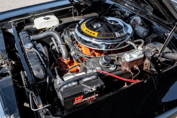 635 '68 Plymouth Hemi Road Runner g.jpg