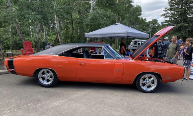 640 1970 Dodge Charger RT.jpg