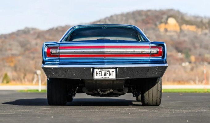 '68 Plymouth road runner Hellephant Hemi Crate-Motor 5.jpg