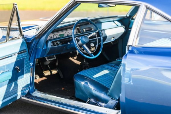 '68 Plymouth road runner Hellephant Hemi Crate-Motor 3.jpg