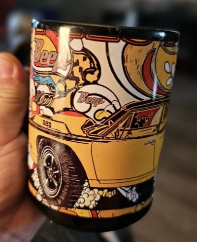00 road runner Mug.jpg