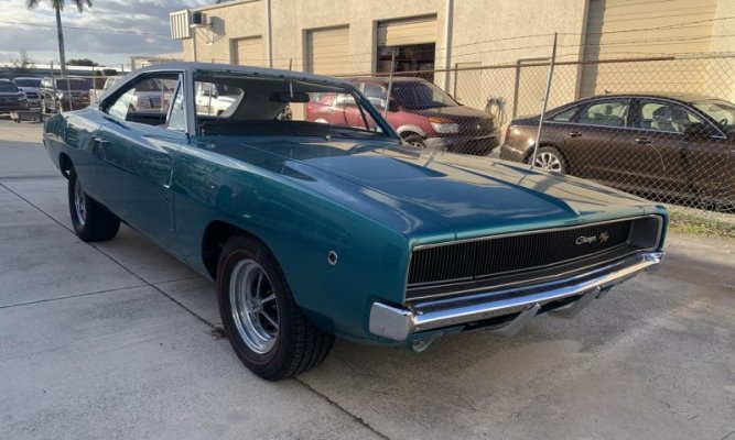 00 '68 Charger RT Final Assembly @ Grasso's Garage 1.jpg