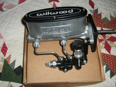 2014-5-31-2 Wilwood Master and valve kit.jpg 2014-5-31-2 Wilwood Master and valve kit.jpg