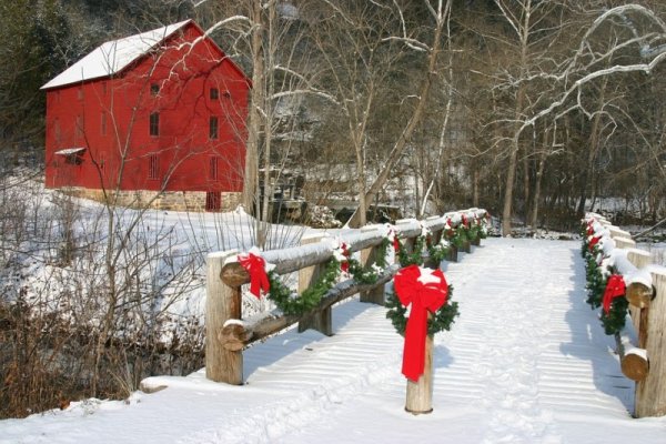 How-About-an-Ozark-Mountain-Christmas-1.jpg