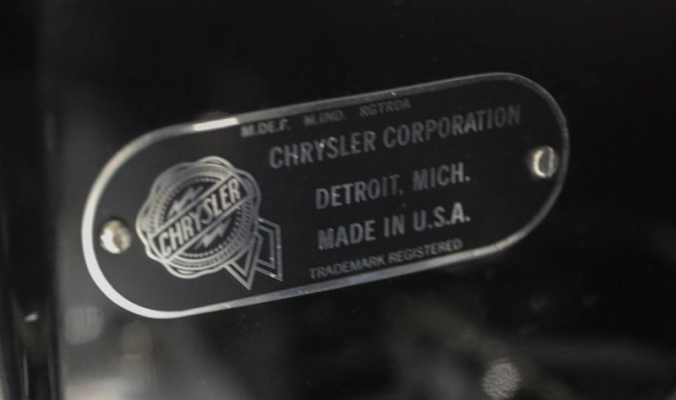 1932 Chrysler Imperial custom CH Cabriolet by Bohman & Schwartz (10).png