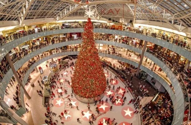 christmas-dallas-galleria-texas-1024x678.jpg~2.jpg