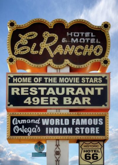 Route 66 El Rancho Restaurant Gallup, New Nexico.jpg