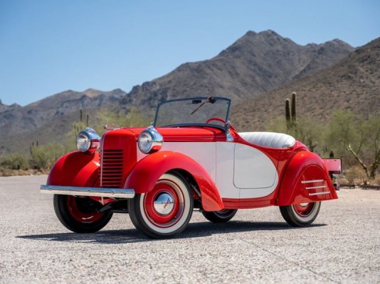 1939 American Bantam.jpg