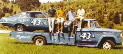 65 Barracuda Hemi Super Stock Petty's drag car #43jr #6 with hauler.jpg