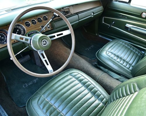 000 '70 Dodge Hemi Charger RT 4.jpg