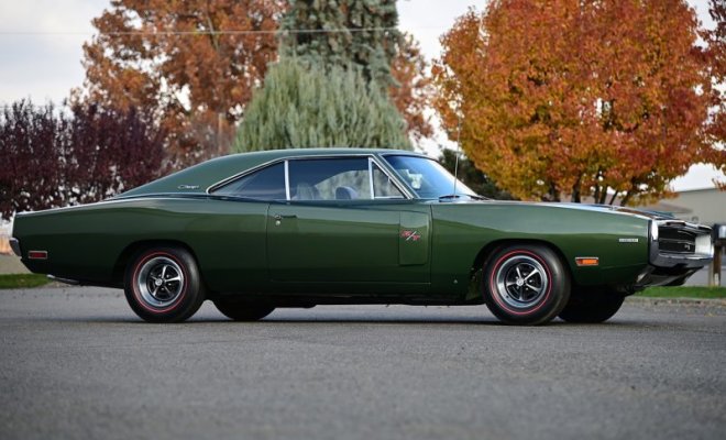 000 '70 Dodge Hemi Charger RT 6.jpg