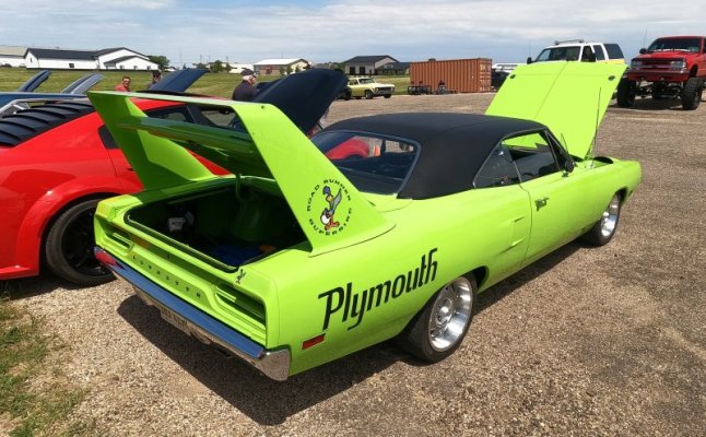 HEMI Superbird Matt's 6-4-22 (4).JPG