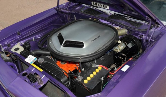 5-most-legendary-muscle-cars-to-ever-don-plymouth-badges_15.jpg