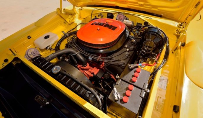5-most-legendary-muscle-cars-to-ever-don-plymouth-badges_12.jpg