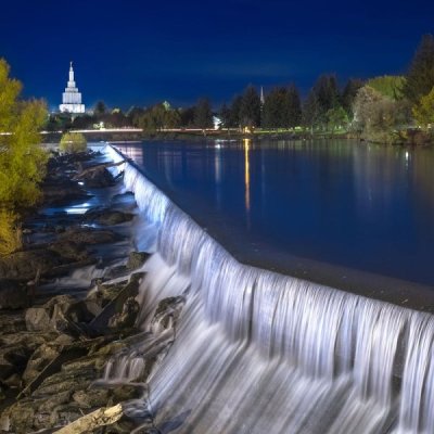 IdahoFalls-night-640150792_GettyImages_2400.jpg