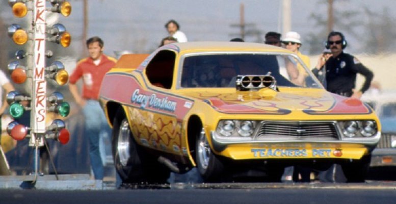 00000 Gary Densham's Challenger Funny Car.jpg