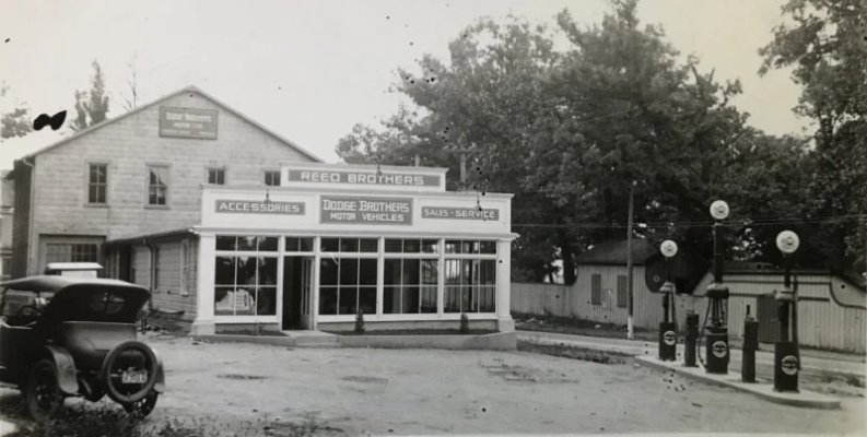 Service - Reed Brothers Service Station & Dodge Brothers Dealership 1921.jpg