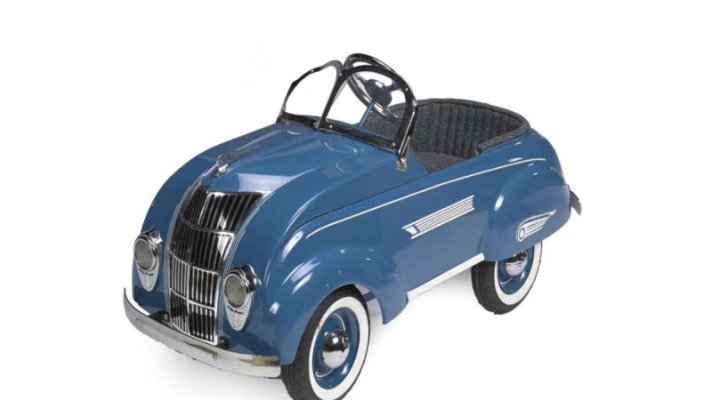 1936 Chrysler Airflow pedal car by Steelcraft.jpg