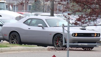 2015 Challenger Helcat SRT8 770hp #1 Silver.jpg