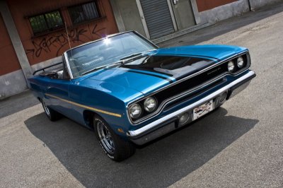 951-11283872171-Plymouth%20roadrunner%20convertible1970[1].jpg