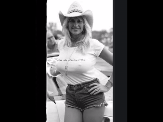B3890EBF-45A0-40D2-9A8E-098E58709F05.png
