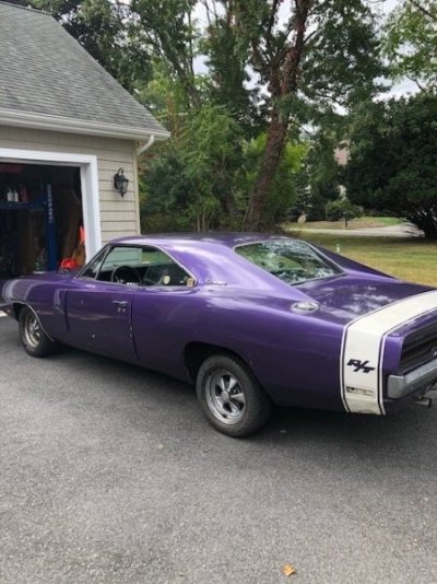 70 Charger 4G .jpg