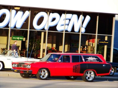 custom_station_wagon_by_detroitdemigod-d37mgpz[1].jpg