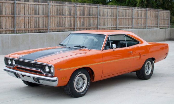 '70 Plymouth road runner 440+6 (1).jpg