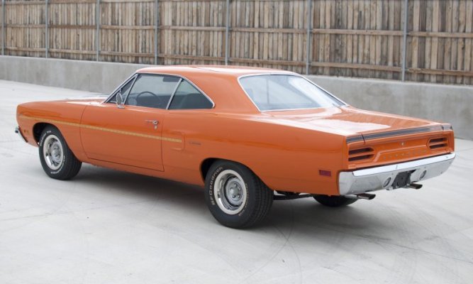 '70 Plymouth road runner 440+6 (4).jpg
