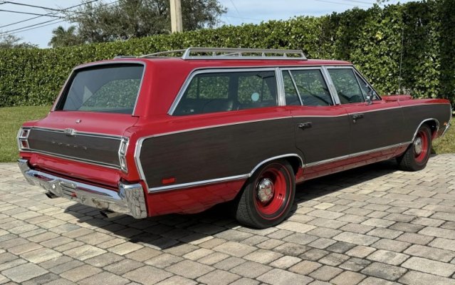 00 '69 Dodge Coronet Hell Wagon (2).jpg